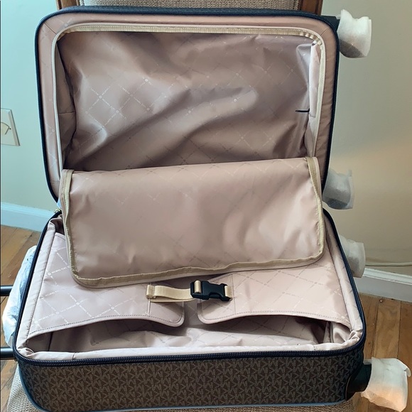 Michael Kors Carry On Trolley French Blue - Picture 7 of 7